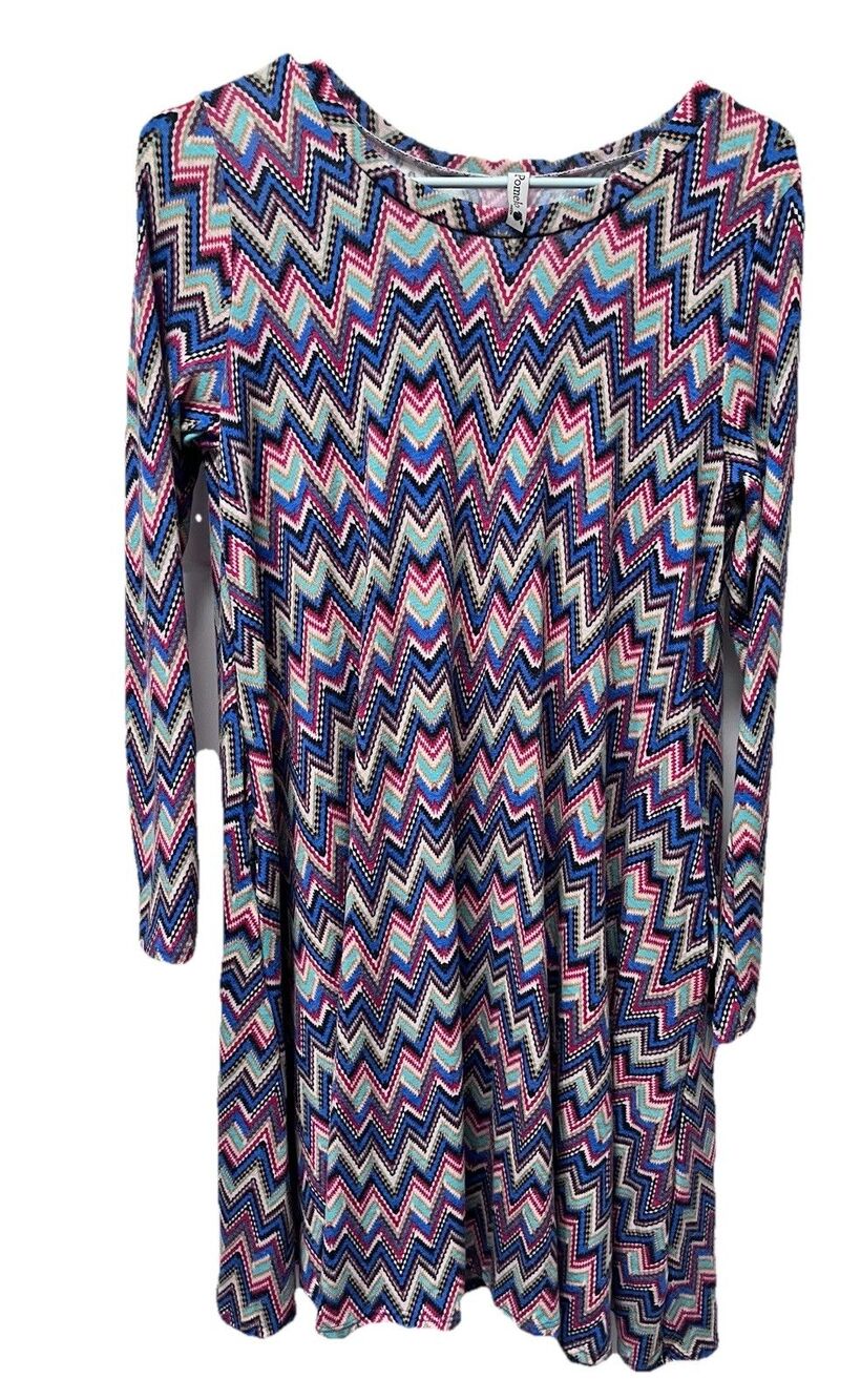 Pomelo Spandex 3/4 Sleeve Abstract Chevron Dress Misses Large Swing Hemline